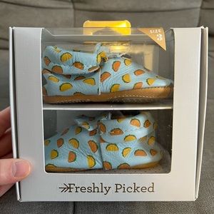 NIB freshly picked mini sole city mocc